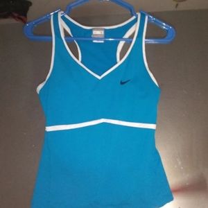 Nike workout tank small